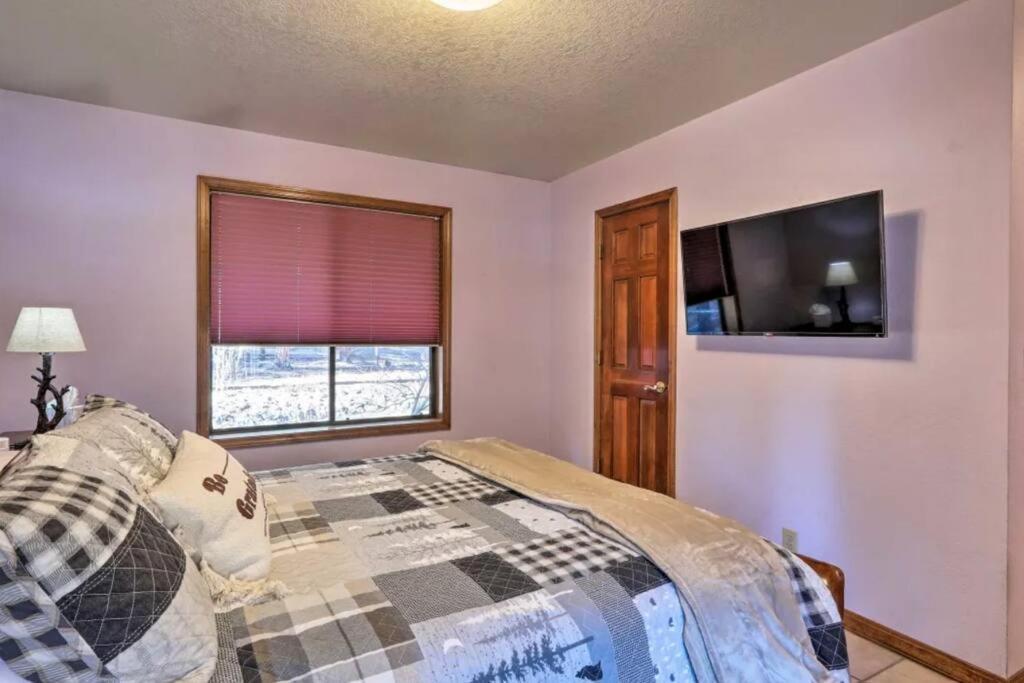 Kathys Cabin, King Bed, Hot Tub, Near-Nau & Downtown Attractions, Perfect Year-Round Mountain Getaway Flagstaff Buitenkant foto