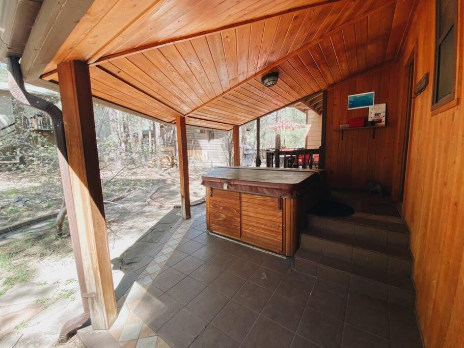 Kathys Cabin, King Bed, Hot Tub, Near-Nau & Downtown Attractions, Perfect Year-Round Mountain Getaway Flagstaff Buitenkant foto