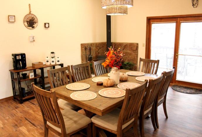 Kathys Cabin, King Bed, Hot Tub, Near-Nau & Downtown Attractions, Perfect Year-Round Mountain Getaway Flagstaff Buitenkant foto