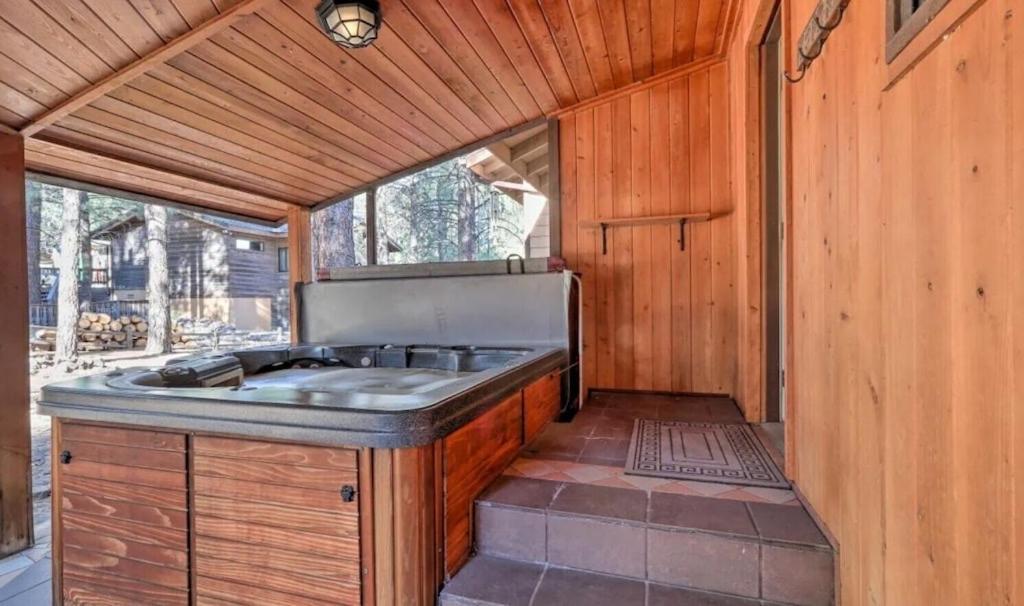 Kathys Cabin, King Bed, Hot Tub, Near-Nau & Downtown Attractions, Perfect Year-Round Mountain Getaway Flagstaff Buitenkant foto
